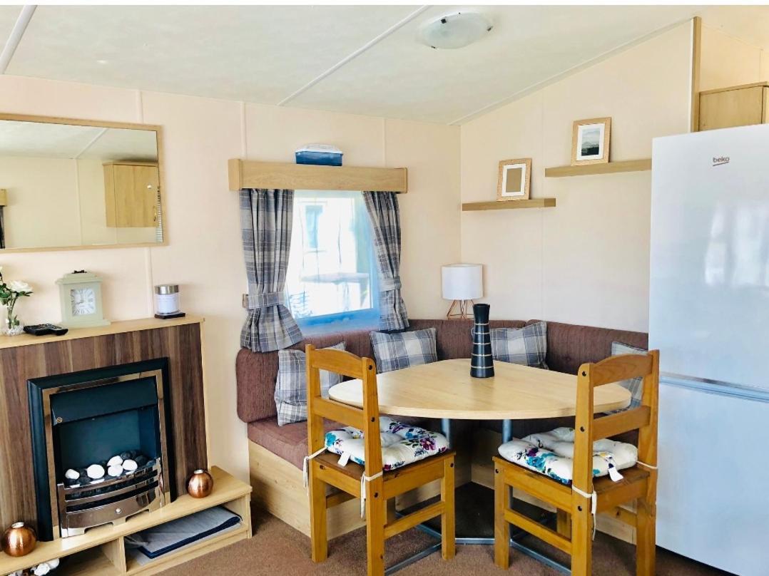 Caravan In The Cotswolds Villa Cirencester Oda fotoğraf
