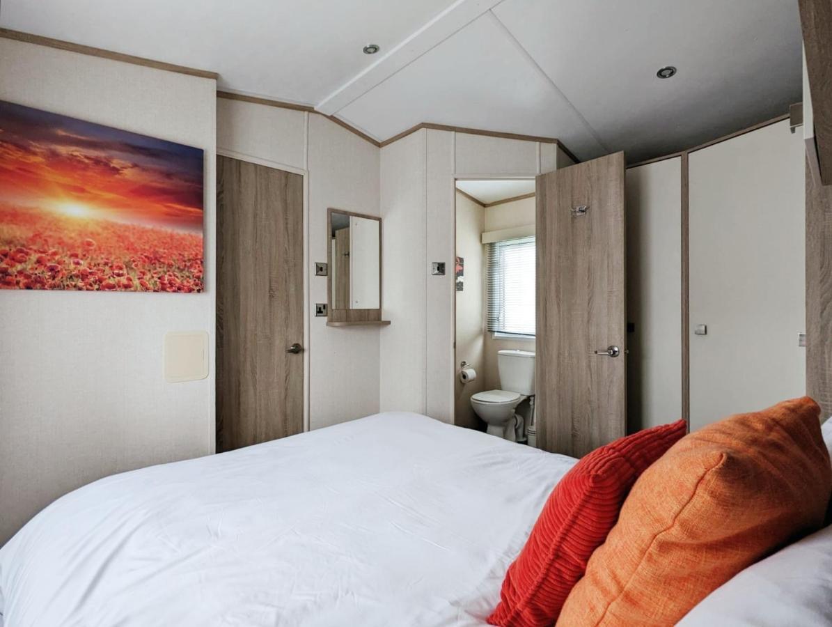 Caravan In The Cotswolds Villa Cirencester Dış mekan fotoğraf
