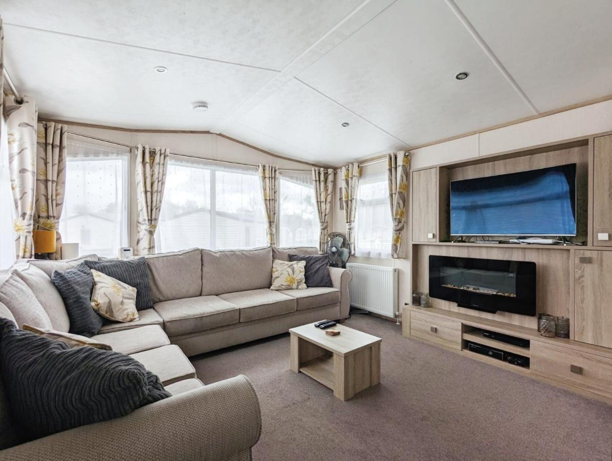 Caravan In The Cotswolds Villa Cirencester Dış mekan fotoğraf